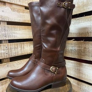 Brand New Kim Rogers Brown Boots